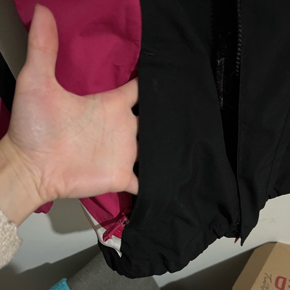 The north face jacket - Picture 3 of 9